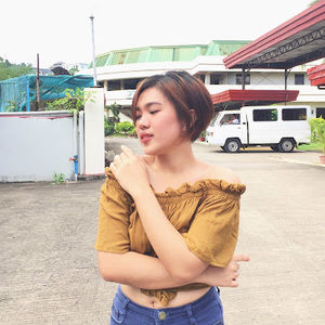 Meet your Posher, Jillian